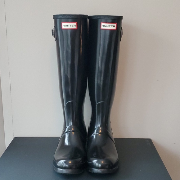 Hunter Tall Boots with Boot Sock Included! - Picture 2 of 16